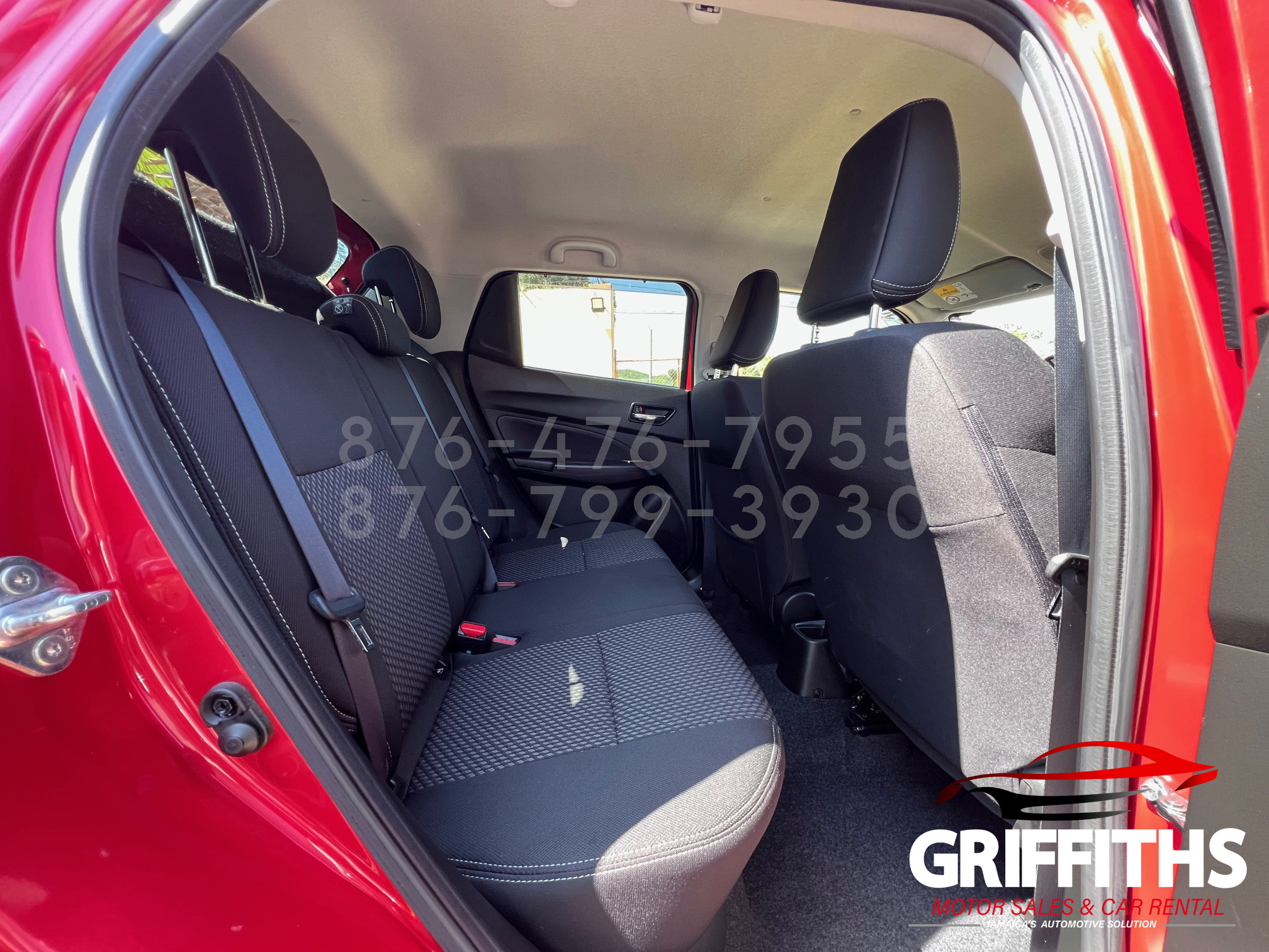 Vehicle Image 14
